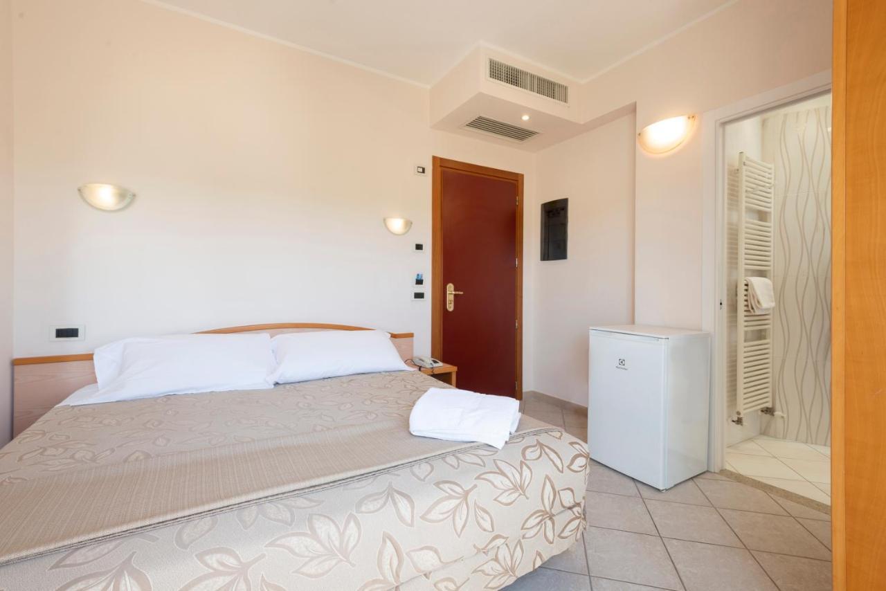 Hotel Residence Imperial 미사노아드리아티코 외부 사진