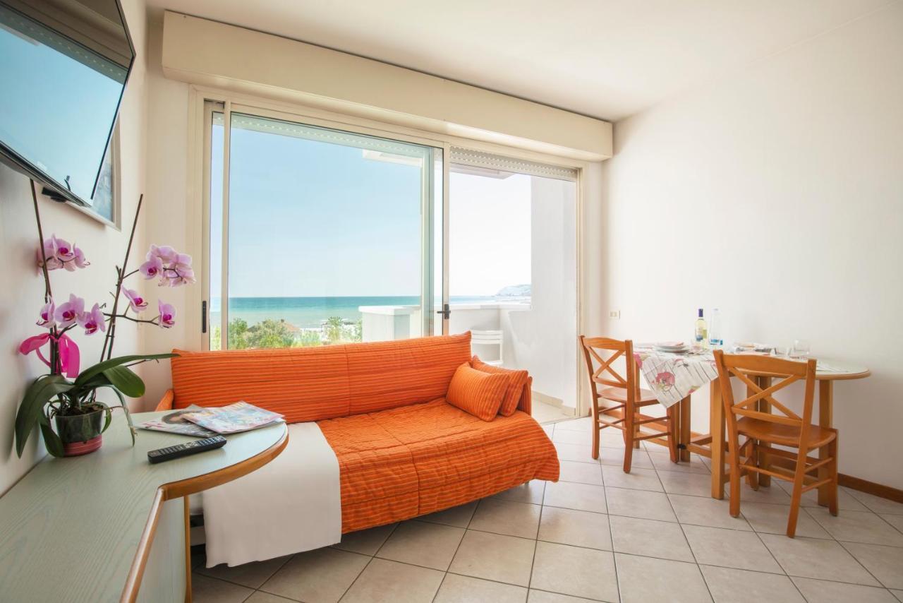 Hotel Residence Imperial 미사노아드리아티코 외부 사진