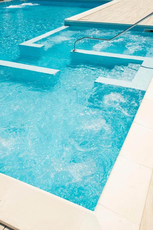 Hotel Residence Imperial 미사노아드리아티코 외부 사진