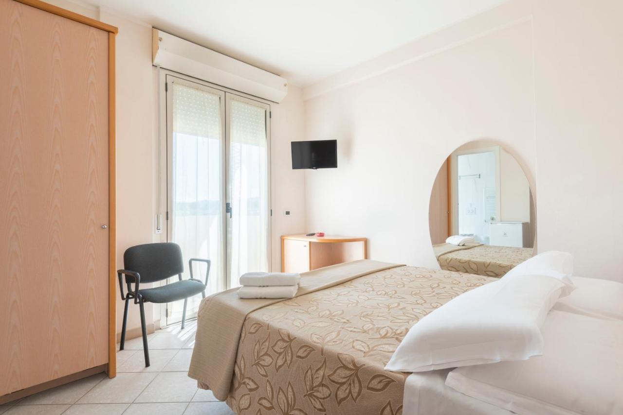 Hotel Residence Imperial 미사노아드리아티코 외부 사진